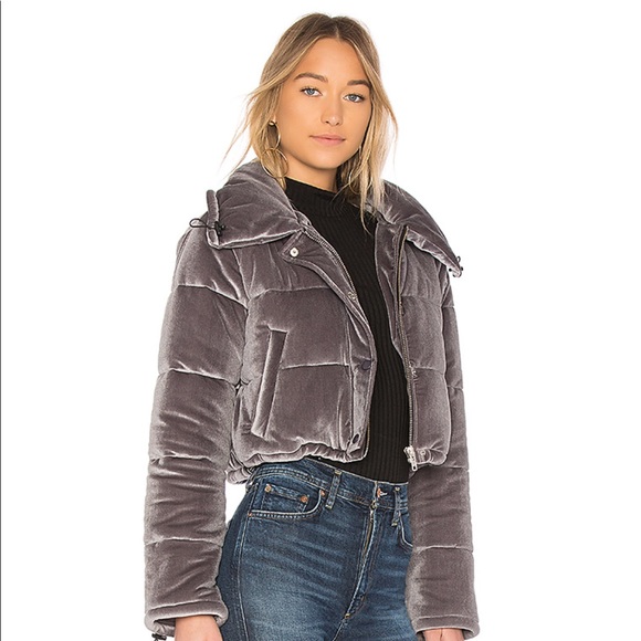 Lovers + Friends Jackets & Blazers - Lovers+Friends Dee Cropped Puffer in Dark Gray